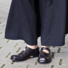 CYDWOQ Bean Womens Slip-on Shoes black