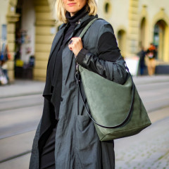 Ellen Truijen Chunky M Womens Shoulder Bag dark grey