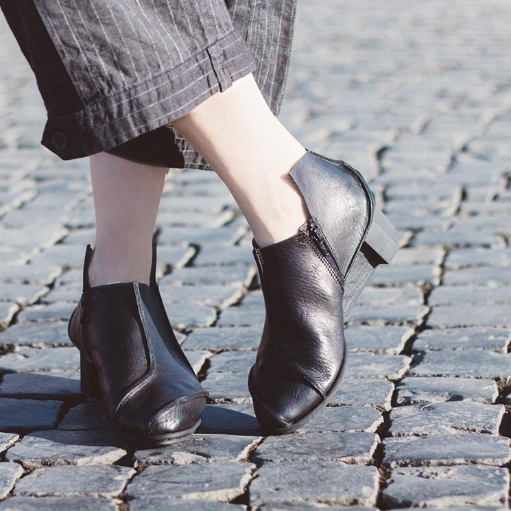 Trippen, Coal f x+os Women's Slip-on Shoes, black