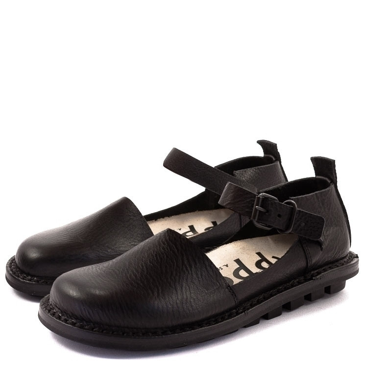 Trippen Union f Closed Womens Slip-on Shoes black