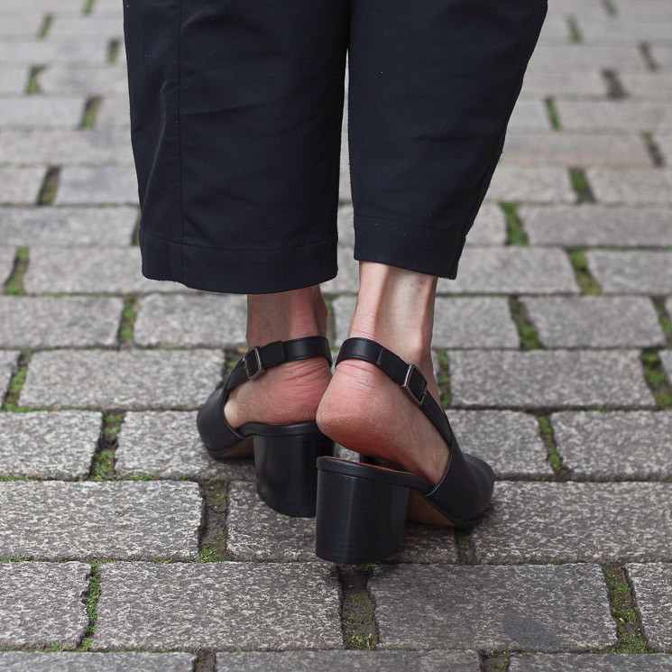 Ellen Truijen Rachel Womens heeled Sandals black