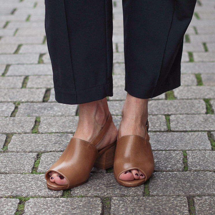 Ellen Truijen, Rachel Women's heeled Sandals, light brown