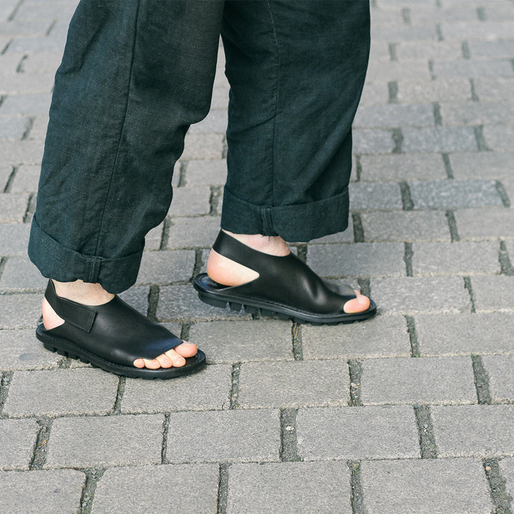 Buy Trippen, Clinch m Closed Men's Sandals, black » at MBaetz online
