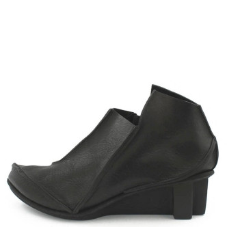 Trippen Coal f x+os Womens Slip-on Shoes black